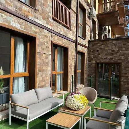 Crown 2 * بانسكو